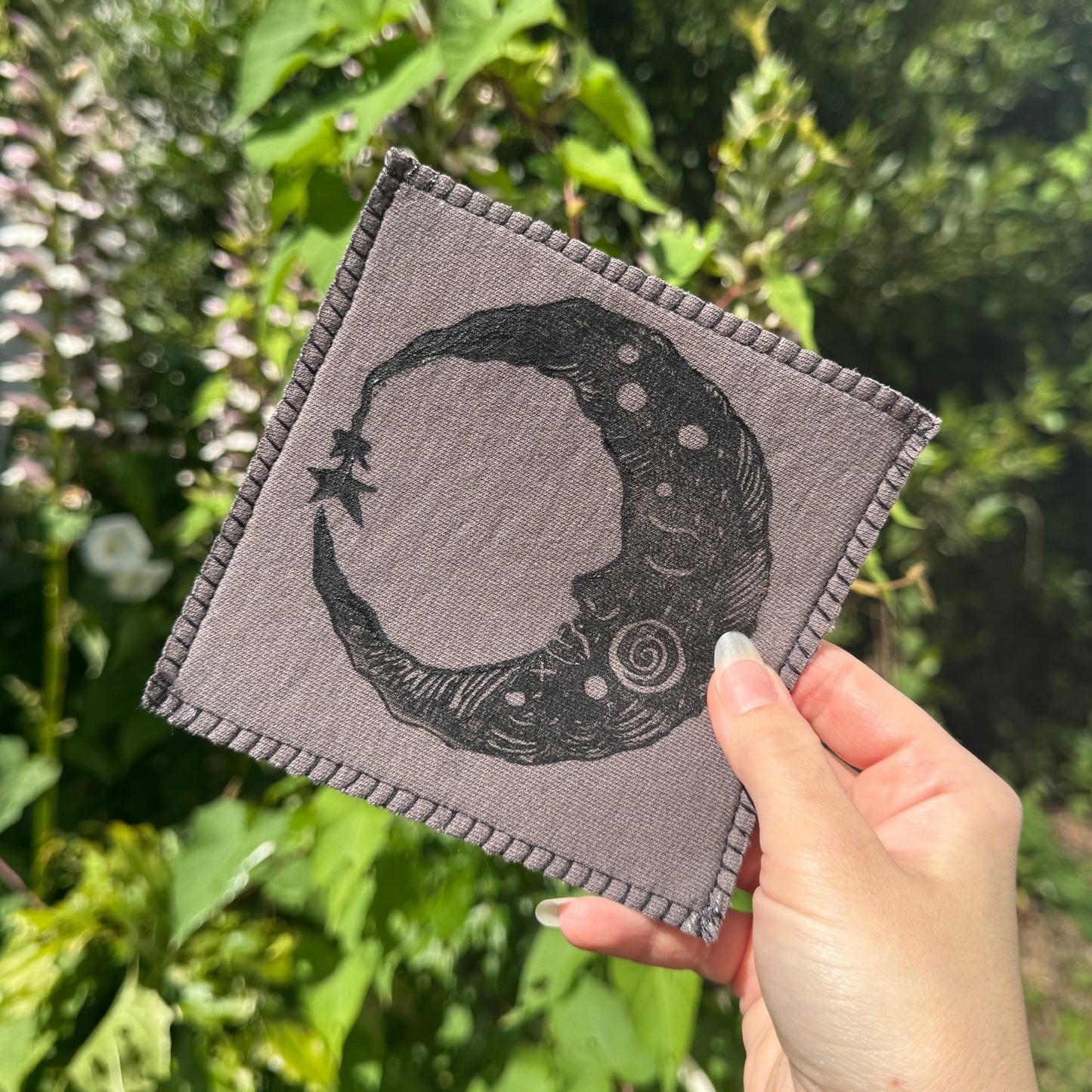 Grey Drowsy Moon Patch