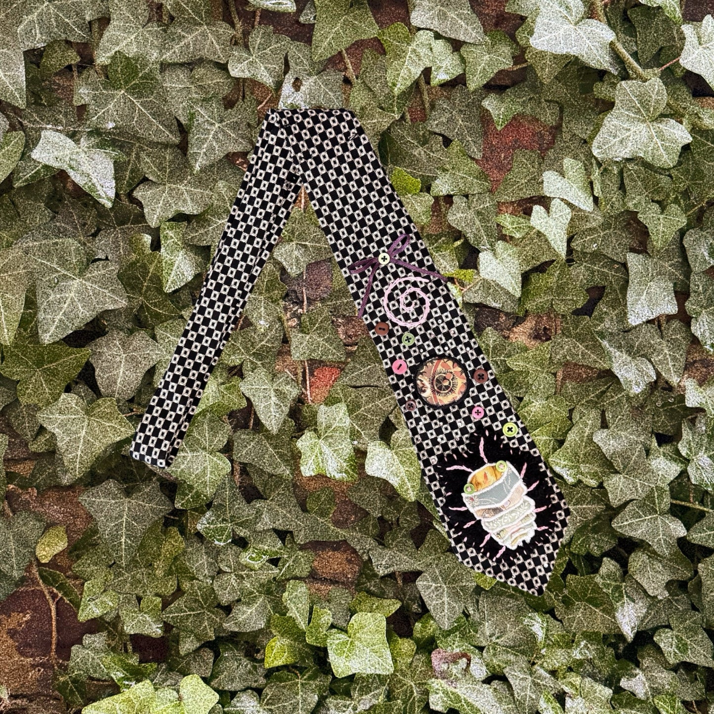 Roly Poly Tie